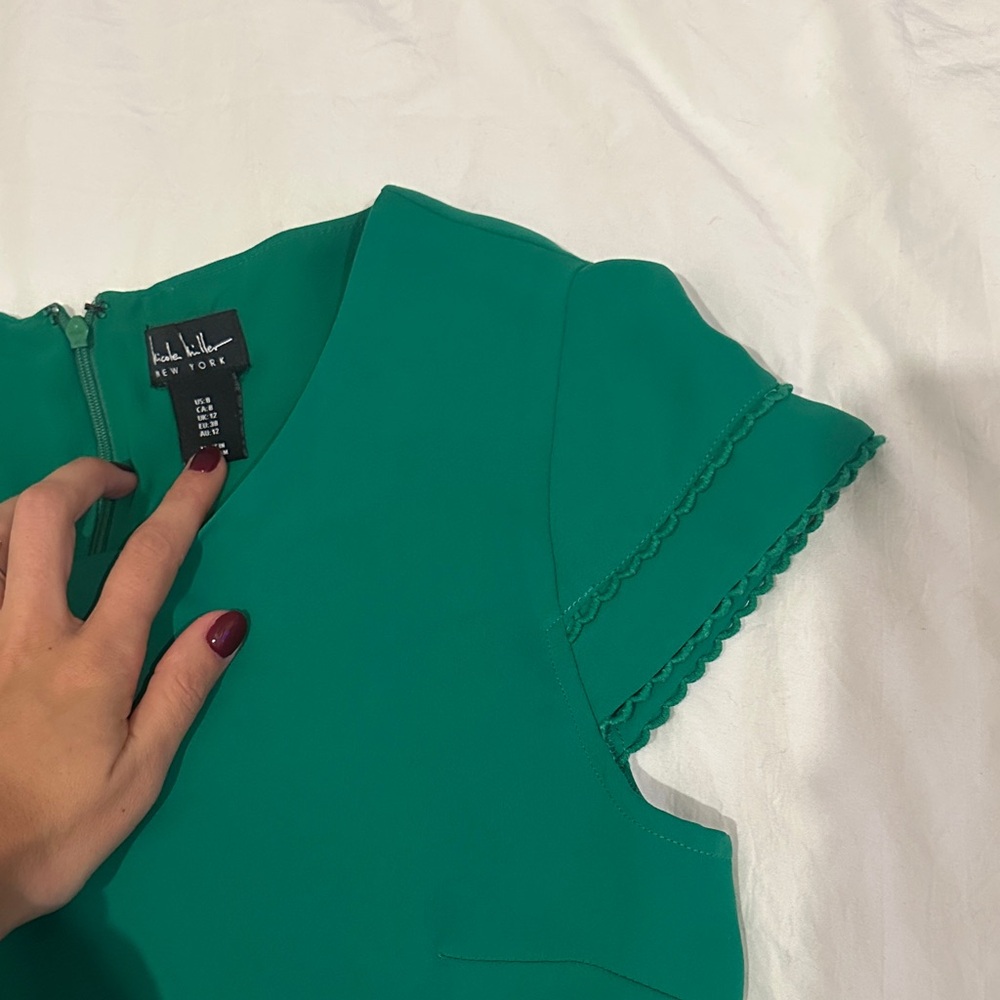 Nicole Miller New York Green Dress with Pockets